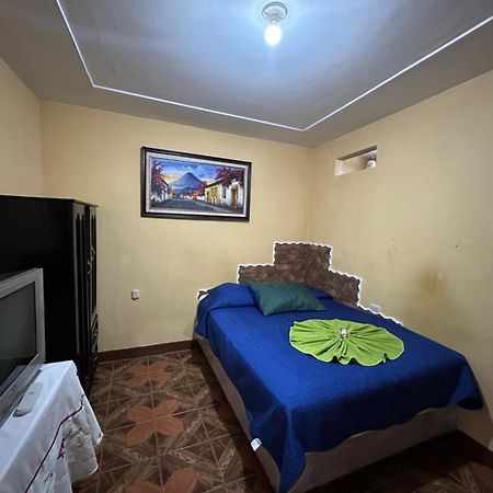 Hospedaje Gonzalez San Pedro La Laguna Zewnętrze zdjęcie