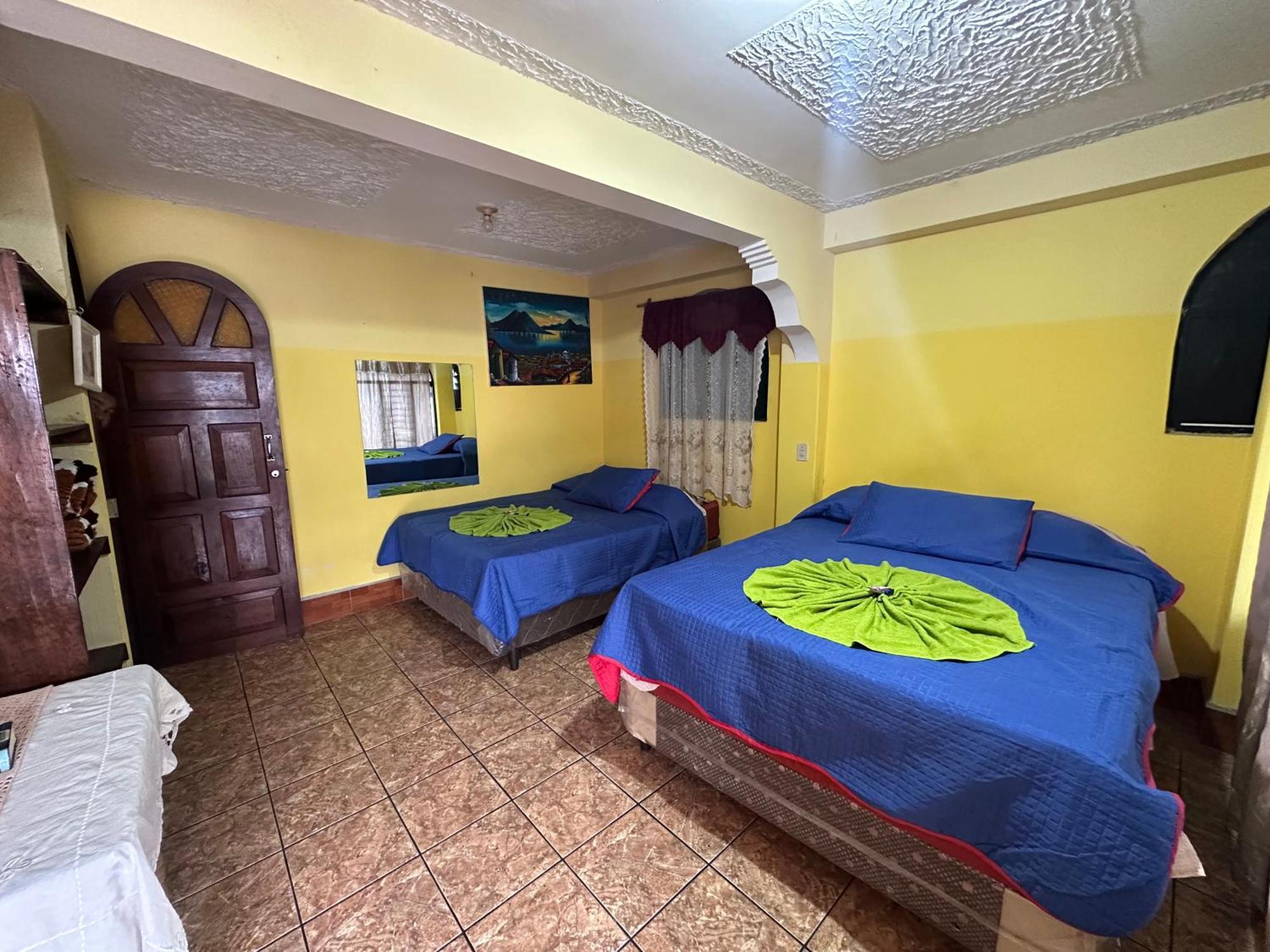 Hospedaje Gonzalez San Pedro La Laguna Zewnętrze zdjęcie