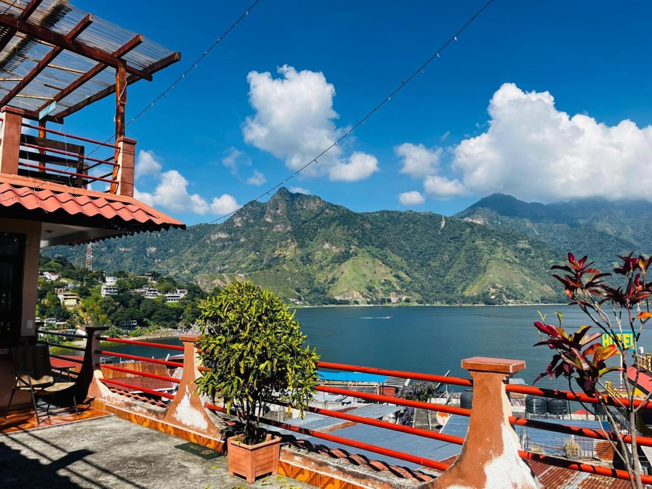 Hospedaje Gonzalez San Pedro La Laguna Zewnętrze zdjęcie